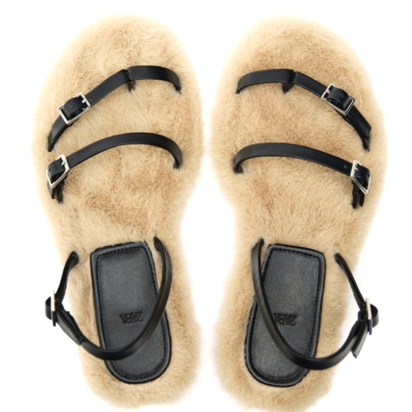 Zara FLAT Faux FUR Sandals - Picture 9 of 9